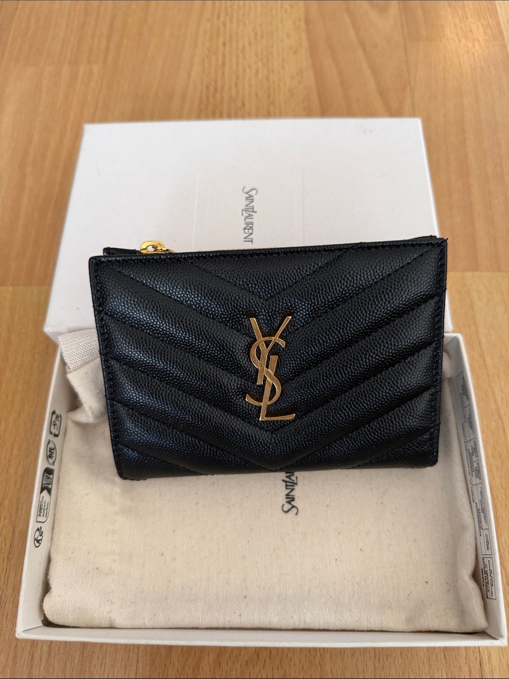Cassandre bi fold wallet